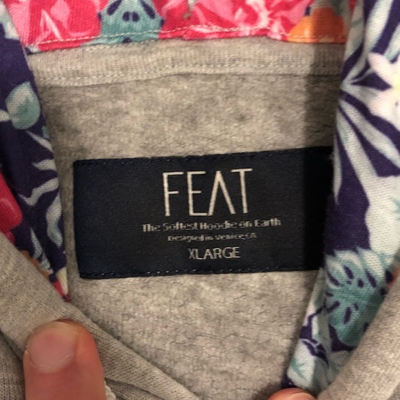 Feat Roam Hoodie - Picture 3 of 3